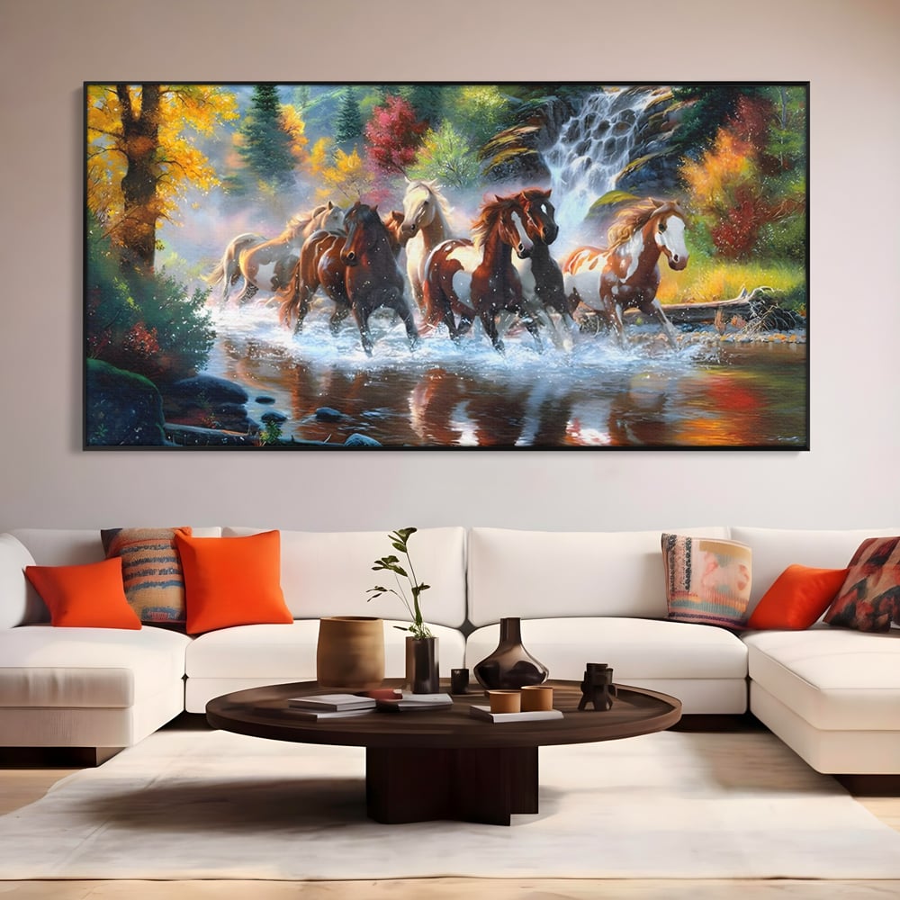 Tablou canvas cu tablou canvas cu cai galopand prin apa, in rama de aluminiu negru, pe perete intr-un living